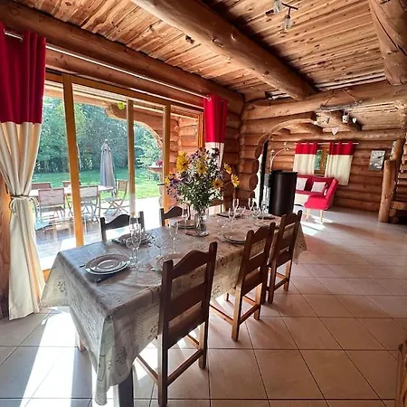 Holiday home C Les Rondins Nature 8 Personnes Avec Jardin