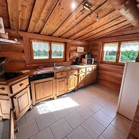 Holiday home C Les Rondins Nature 8 Personnes Avec Jardin Nuisement-sur-Coole