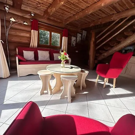 C Les Rondins Nature 8 Personnes Avec Jardin Holiday home Nuisement-sur-Coole