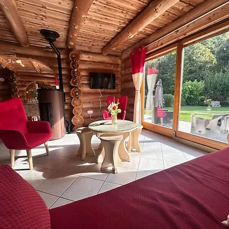 C Les Rondins Nature 8 Personnes Avec Jardin